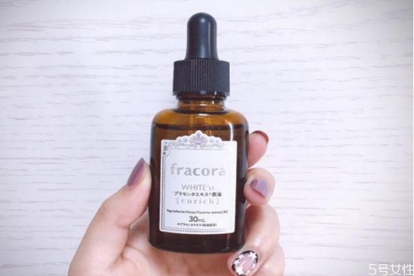 精華液的作用及用法 精華液可以怎么用 精華液的作用及用法 精華液可以怎么用