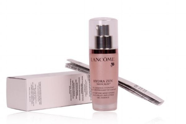 精華液的作用及用法 精華液可以怎么用 精華液的作用及用法 精華液可以怎么用