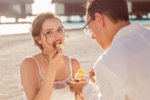 怎樣和喜歡的人聊天不被嫌煩 和喜歡的人聊天該怎么聊 怎樣和喜歡的人聊天不被嫌煩 和喜歡的人聊天該怎么聊