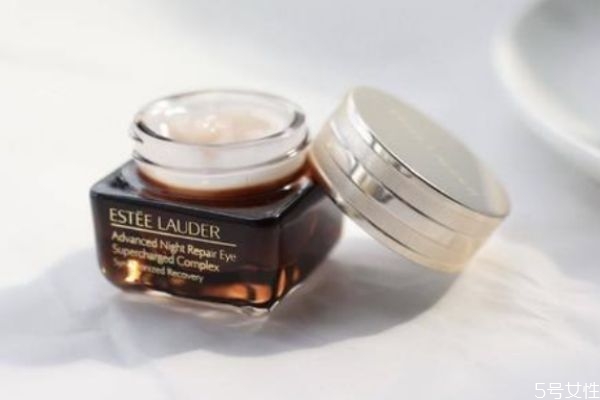 小棕瓶眼霜真假辨別 小棕瓶眼霜怎么辨別真假 小棕瓶眼霜真假辨別 小棕瓶眼霜怎么辨別真假