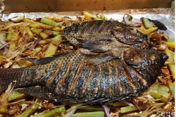 烤箱怎么做烤魚 烤箱做烤魚的方法 烤箱怎么做烤魚 烤箱做烤魚的方法