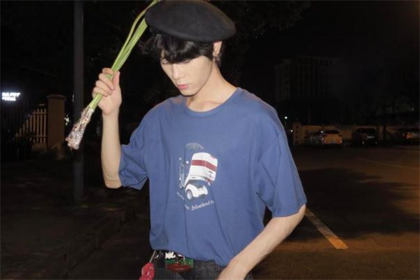 2020年流行什么樣的t恤 2020年t恤流行趨勢(shì) 2020年流行什么樣的t恤 2020年t恤流行趨勢(shì)