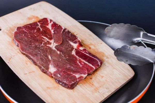 在家怎么自己煎牛排 自己煎牛排的方法 在家怎么自己煎牛排 自己煎牛排的方法