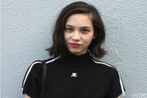 混合皮膚怎么保養(yǎng) 混合皮膚用什么牌子護膚品 混合皮膚怎么保養(yǎng) 混合皮膚用什么牌子護膚品