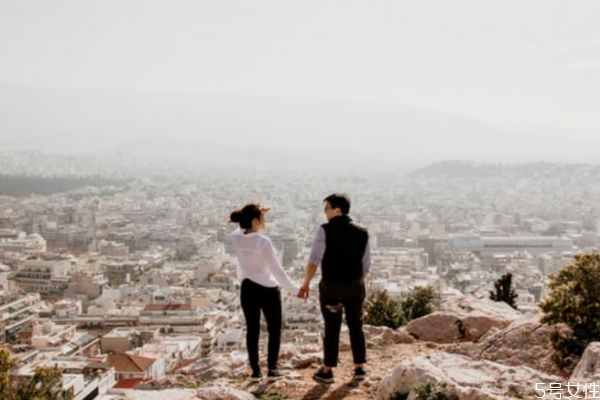 老公不護著你說明什么 這些時候不護你就是不愛了 老公不護著你說明什么 這些時候不護你就是不愛了