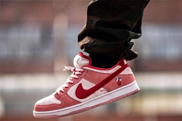 nike dunk sb情人節(jié)真假對(duì)比 耐克dunk情人節(jié)發(fā)售價(jià)格 nike dunk sb情人節(jié)真假對(duì)比 耐克dunk情人節(jié)發(fā)售價(jià)格
