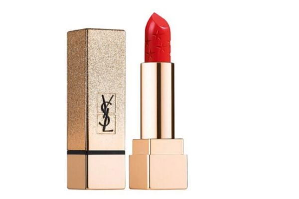 涂口紅出現(xiàn)分層怎么辦 涂口紅前要涂什么 涂口紅出現(xiàn)分層怎么辦 涂口紅前要涂什么