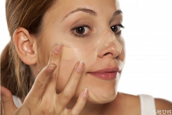 粉底霜能用多久 粉底霜保質期幾年 粉底霜能用多久 粉底霜保質期幾年