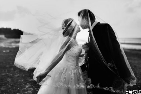 老公總是逃避夫妻生活 老公躲著你的真正原因 老公總是逃避夫妻生活 老公躲著你的真正原因