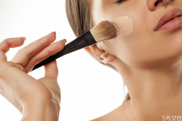 粉底霜能用多久 粉底霜保質期幾年 粉底霜能用多久 粉底霜保質期幾年