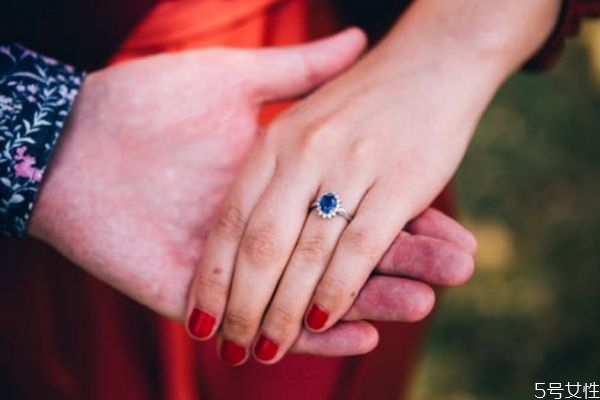 夫妻之間誰最怕離婚 夫妻為什么會(huì)離婚 夫妻之間誰最怕離婚 夫妻為什么會(huì)離婚