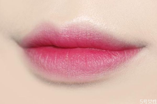 韓式裸妝需要注意什么方面 韓式裸妝適合什么場(chǎng)合 韓式裸妝需要注意什么方面 韓式裸妝適合什么場(chǎng)合