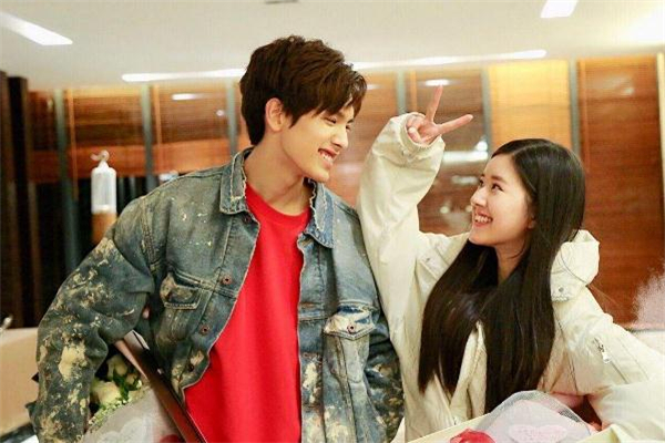 約會(huì)說錯(cuò)話怎么辦 約會(huì)時(shí)怎么避免說錯(cuò)話