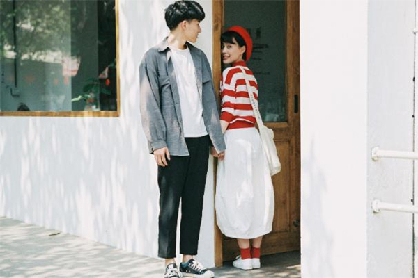 第一次約會吃燒烤合適嗎 怎樣安排一場成功的約會 第一次約會吃燒烤合適嗎 怎樣安排一場成功的約會