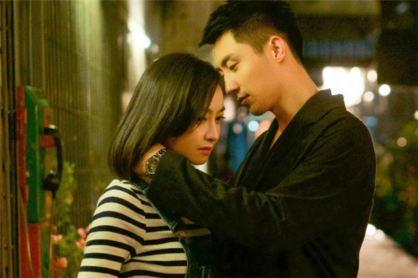 約會(huì)時(shí)女生不讓牽手說明什么 約會(huì)怎么找機(jī)會(huì)和女孩牽手 約會(huì)時(shí)女生不讓牽手說明什么 約會(huì)怎么找機(jī)會(huì)和女孩牽手