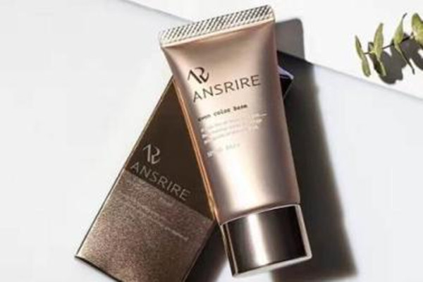 瑪麗安保萊妝前乳有幾個顏色 瑪麗安保萊妝前乳怎么樣 瑪麗安保萊妝前乳有幾個顏色 瑪麗安保萊妝前乳怎么樣