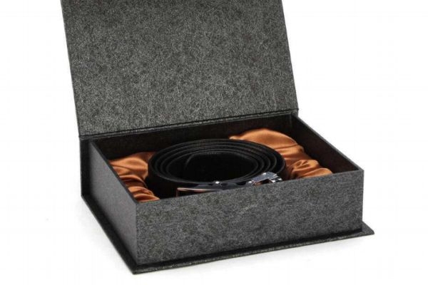 初戀男生最想要的禮物 應該送初戀男生什么禮物 初戀男生最想要的禮物 應該送初戀男生什么禮物