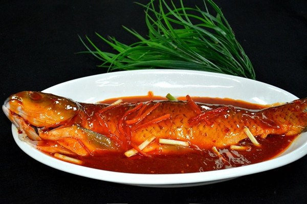 紅燒草魚怎么做 紅燒草魚的做法 紅燒草魚怎么做 紅燒草魚的做法