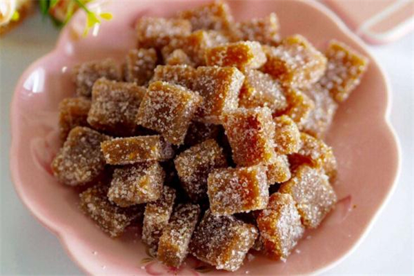 姜糖是怎么做成的 姜糖是用什么材料做的 姜糖是怎么做成的 姜糖是用什么材料做的