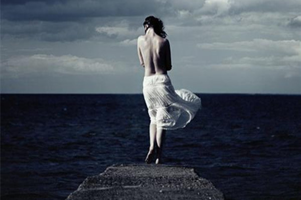 女人為什么拖著不離婚 女人拖著不離婚的原因 女人為什么拖著不離婚 女人拖著不離婚的原因