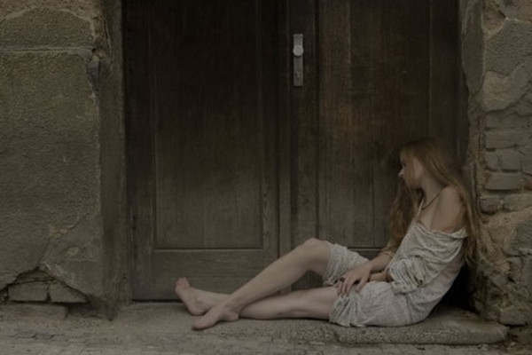 女人為什么拖著不離婚 女人拖著不離婚的原因 女人為什么拖著不離婚 女人拖著不離婚的原因