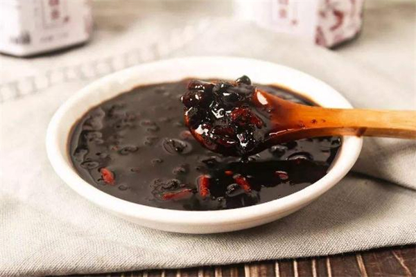 懷姜糖膏的功效與作用 懷姜糖膏可以天天喝嗎 懷姜糖膏的功效與作用 懷姜糖膏可以天天喝嗎