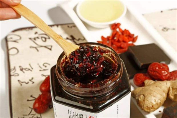 懷姜糖膏的功效與作用 懷姜糖膏可以天天喝嗎 懷姜糖膏的功效與作用 懷姜糖膏可以天天喝嗎