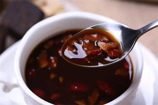 懷姜糖膏月經(jīng)期可以喝嗎 懷姜糖膏多久見(jiàn)效 懷姜糖膏月經(jīng)期可以喝嗎 懷姜糖膏多久見(jiàn)效