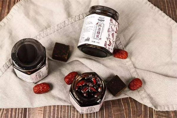 懷姜糖膏的做法 懷姜糖膏晚上可以喝嗎 懷姜糖膏的做法 懷姜糖膏晚上可以喝嗎