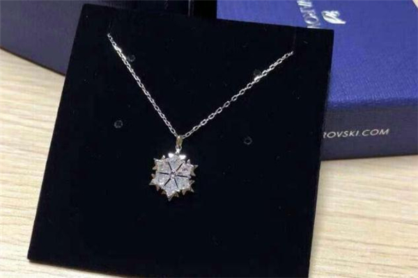 施華洛世奇雪花項(xiàng)鏈價(jià)格 施華洛世奇雪花項(xiàng)鏈真假 施華洛世奇雪花項(xiàng)鏈價(jià)格 施華洛世奇雪花項(xiàng)鏈真假