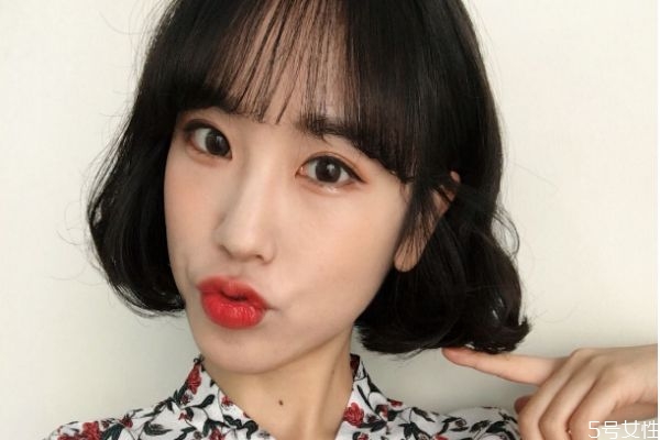 鴨舌帽時候什么發(fā)型的女生 什么發(fā)型的女生時候鴨舌帽 鴨舌帽時候什么發(fā)型的女生 什么發(fā)型的女生時候鴨舌帽