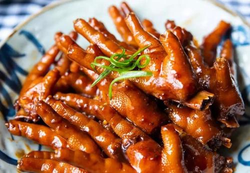 紅燒雞爪怎么做 紅燒雞爪好吃嗎