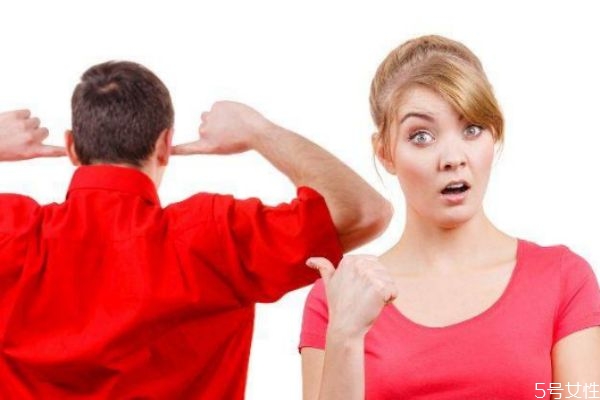 老公精神出軌有哪些表現(xiàn) 老公精神出軌的癥狀 老公精神出軌有哪些表現(xiàn) 老公精神出軌的癥狀