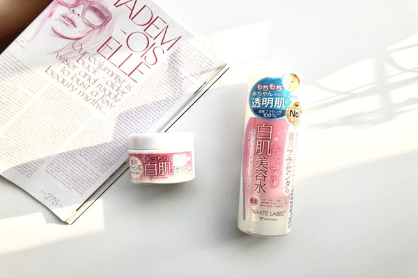 蜜珂思摩美容水的成分 蜜珂思摩美容水安全嗎 蜜珂思摩美容水的成分 蜜珂思摩美容水安全嗎