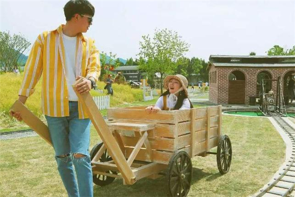 約會時(shí)什么時(shí)候可以接吻 什么情況下吻女朋友合適 約會時(shí)什么時(shí)候可以接吻 什么情況下吻女朋友合適