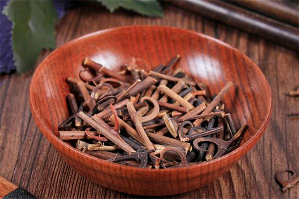 鉤藤茶新生兒可以喝嗎 鉤藤茶可以去黃疸嗎