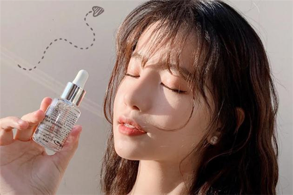科顏氏安白瓶好用嗎 科顏氏安白瓶精華怎么樣 科顏氏安白瓶好用嗎 科顏氏安白瓶精華怎么樣
