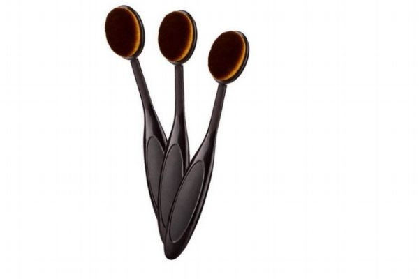 粉底刷和海綿的區(qū)別 粉底刷好還是海綿蛋好 粉底刷和海綿的區(qū)別 粉底刷好還是海綿蛋好