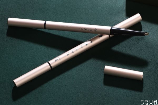 化妝品氧化是什么意思 化妝品被氧化的表現(xiàn) 化妝品氧化是什么意思 化妝品被氧化的表現(xiàn)