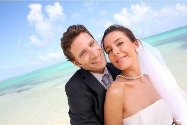 男人為什么主動(dòng)分房睡 男人要分房睡的原因 男人為什么主動(dòng)分房睡 男人要分房睡的原因