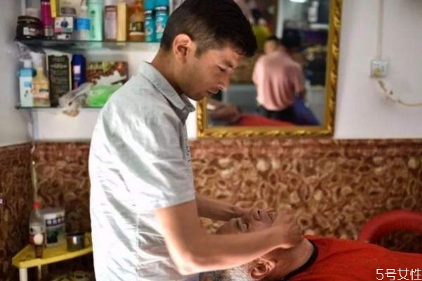 刮臉毛有什么好處 刮臉毛的作用有什么 刮臉毛有什么好處 刮臉毛的作用有什么