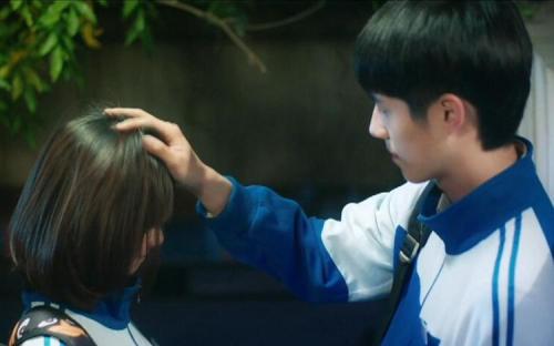 男生什么舉動(dòng)會(huì)讓女生心動(dòng) 男生什么舉動(dòng)會(huì)讓女生喜歡 男生什么舉動(dòng)會(huì)讓女生心動(dòng) 男生什么舉動(dòng)會(huì)讓女生喜歡