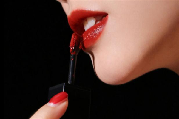 ysl212唇釉多少錢 ysl212是什么顏色 ysl212唇釉多少錢 ysl212是什么顏色