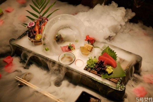 結(jié)婚紀(jì)念日送什么好 結(jié)婚紀(jì)念日應(yīng)該送什么 結(jié)婚紀(jì)念日送什么好 結(jié)婚紀(jì)念日應(yīng)該送什么