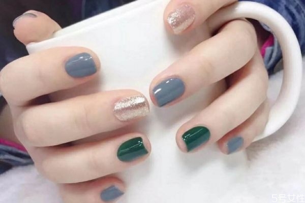 美甲能連續(xù)做嗎 美甲對(duì)身體的危害 美甲能連續(xù)做嗎 美甲對(duì)身體的危害