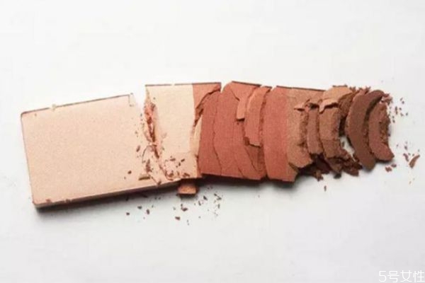 眼影有幾種質(zhì)地 眼影質(zhì)地什么樣的好 眼影有幾種質(zhì)地 眼影質(zhì)地什么樣的好