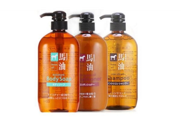 護發(fā)素的使用注意 使用護發(fā)素應該注意什么 護發(fā)素的使用注意 使用護發(fā)素應該注意什么