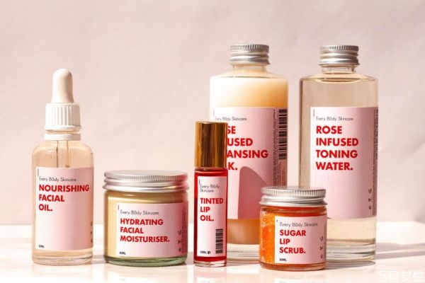 香精對肌膚的危害 香精是主要過敏源 香精對肌膚的危害 香精是主要過敏源