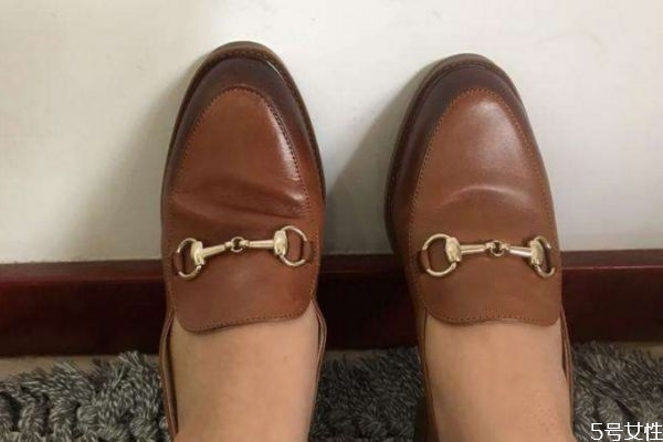 鞋子起皺怎么辦 解決鞋子起皺的方法 鞋子起皺怎么辦 解決鞋子起皺的方法