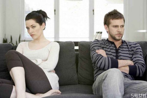 情侶第一次吵架后怎么辦 情侶第一次吵架怎么解決 情侶第一次吵架后怎么辦 情侶第一次吵架怎么解決